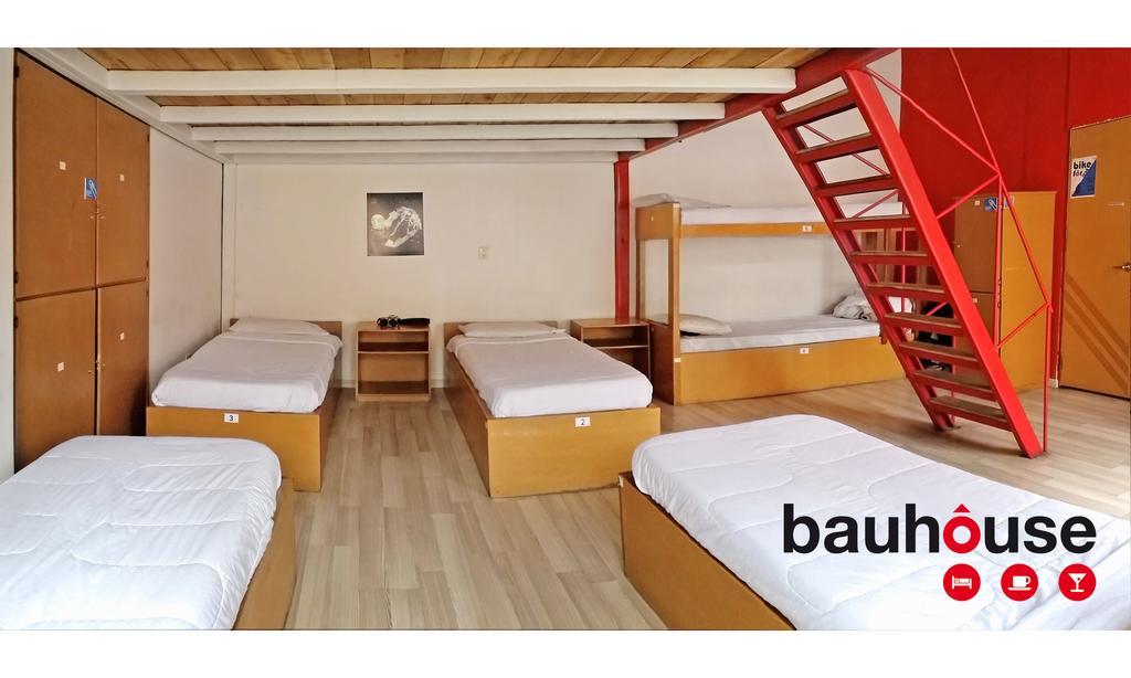 Bauhouse Backpacker Hostel 쿠엔카 외부 사진