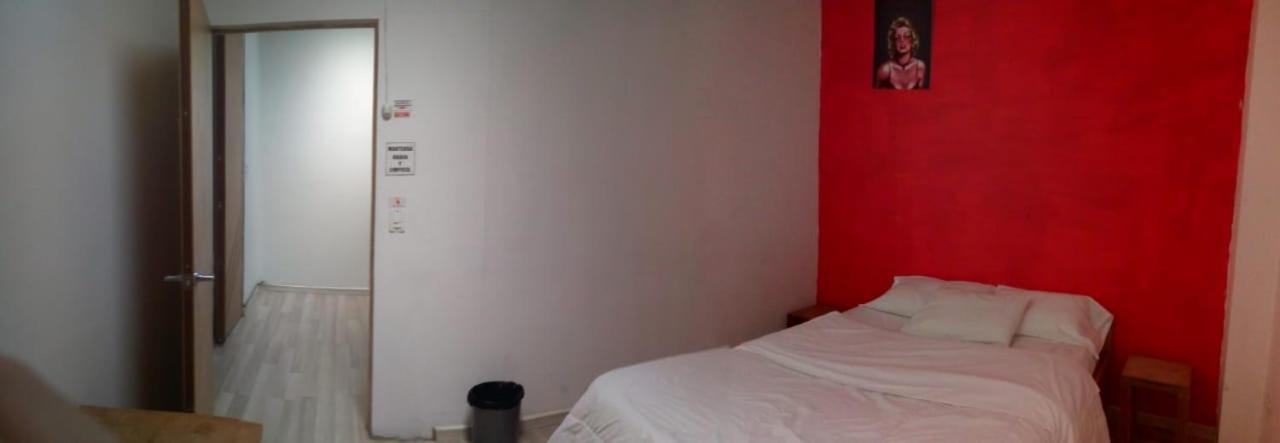 Bauhouse Backpacker Hostel 쿠엔카 외부 사진